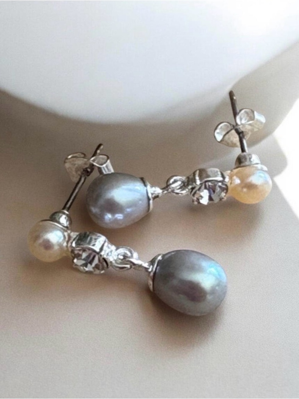 Avon Genuine Freshwater Carola Pearl Drop Earrings Ivory Gray Bridal 1” NIB
